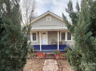 100 Perry St, Marion, NC 28752