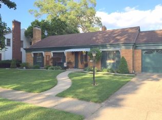 406 Miami Club Dr, Mishawaka, IN