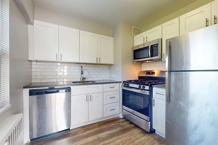 5550 S Dorchester Ave — Photo 29