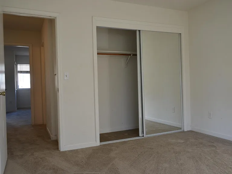 1924 Manor Pl #1 — Photo 12
