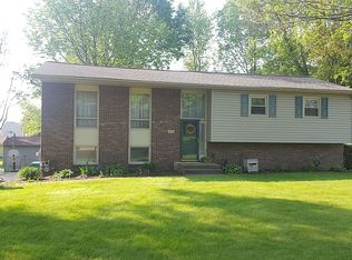 3756 Saltsman Rd, Erie, PA 16510