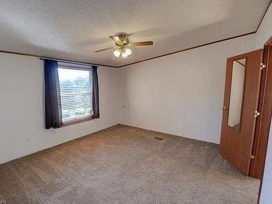 235 Magnolia Way — Photo 8