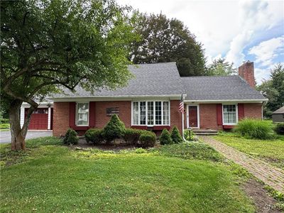34 University Ave, Hamilton, NY, 13346
