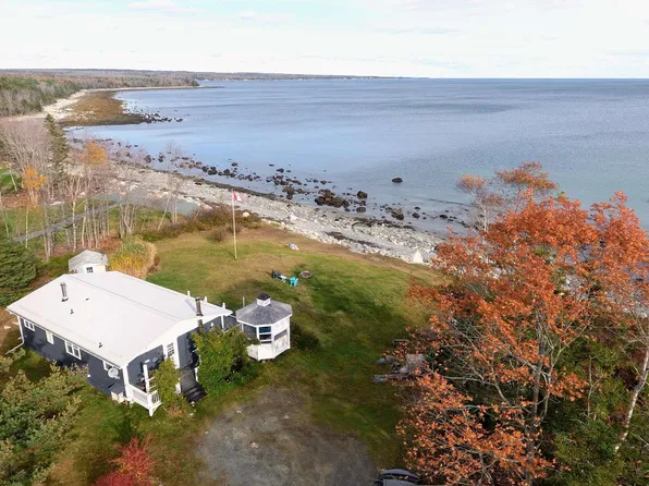 258 Bells Point Rd, Queens, NS B0T 1T0