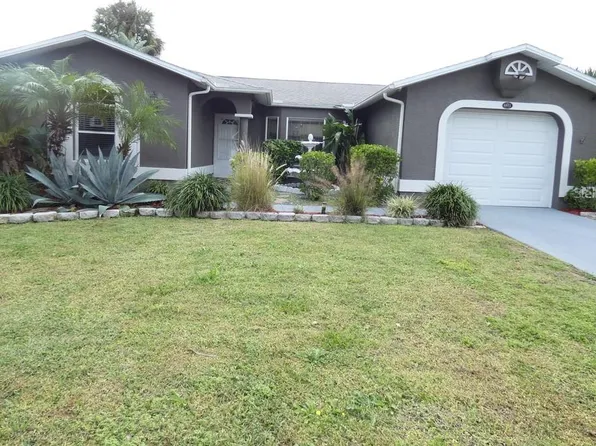 6851 Hills Dr, New Port Richey, FL 34653
