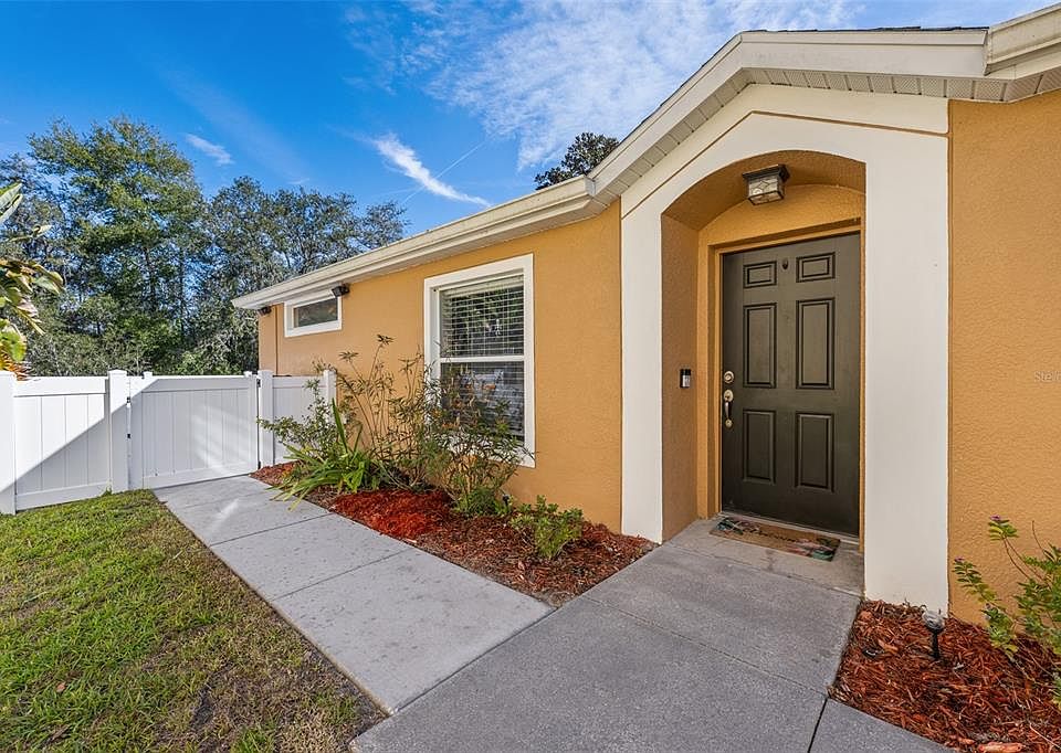 1st image of 8707 Corinthian Way