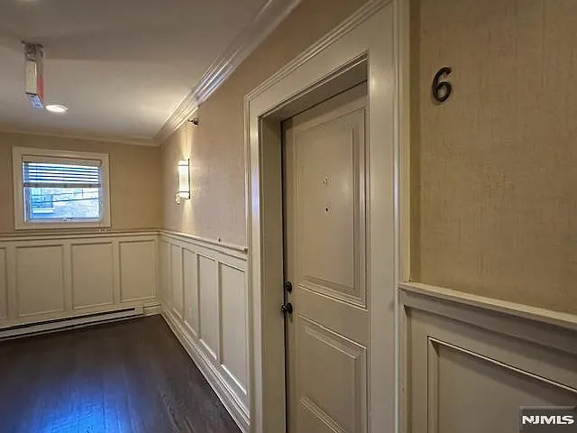 255 Laird Ave #6 — Photo 7