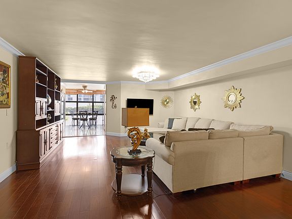5th image of 6423 Collins Ave APT 703