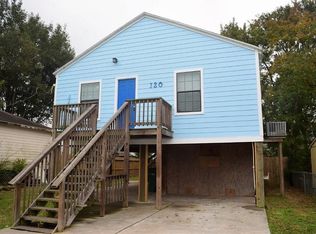 120 W 8th St, Kemah, TX 77565