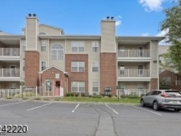 1207 Schindler Ln, Wayne, NJ 07470