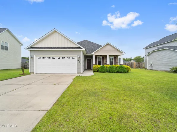 607 Drummond Grove Ln, Jacksonville, NC 28546