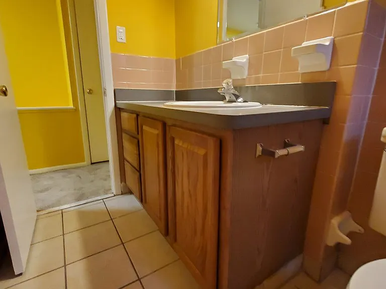 23755 Banbury Cir #1 — Photo 29