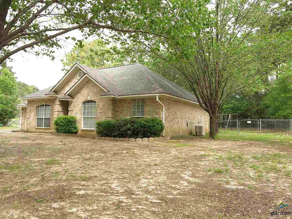 1st image of 15831 Echo Glen Dr