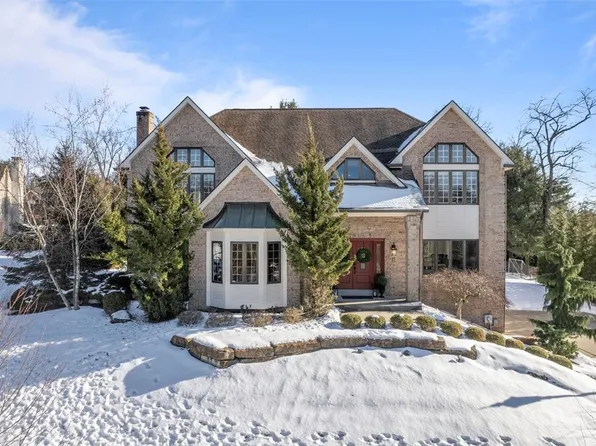 10495 Olde Villa Dr, Gibsonia, PA 15044