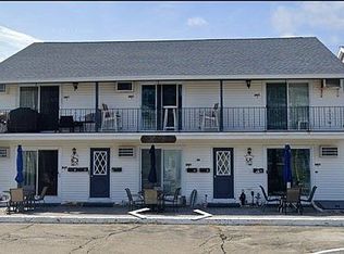 20 Fuller Acres APT 2, Hampton, NH 03842