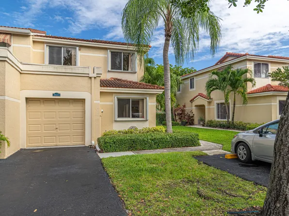 3421 Deer Creek Palladian Circle, Deerfield Beach, FL 33442