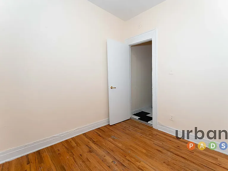 1118 Madison St #3L — Photo 9