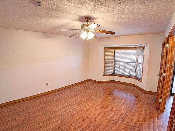 4th image of 1290 Montoya Dr