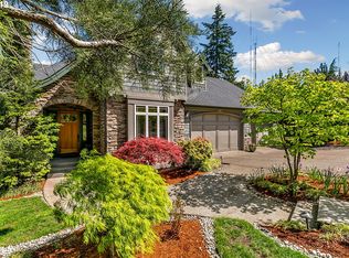 7725 NW Stark St, Portland, OR 97229