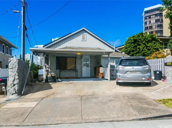 745 Kinalau Pl, Honolulu, HI 96813