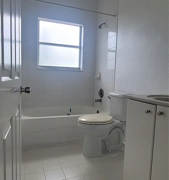 33 E 20th St #203 — Photo 12