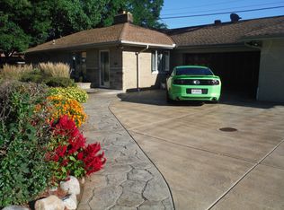 20225 Orchard Grove Ave, Rocky River, OH 44116