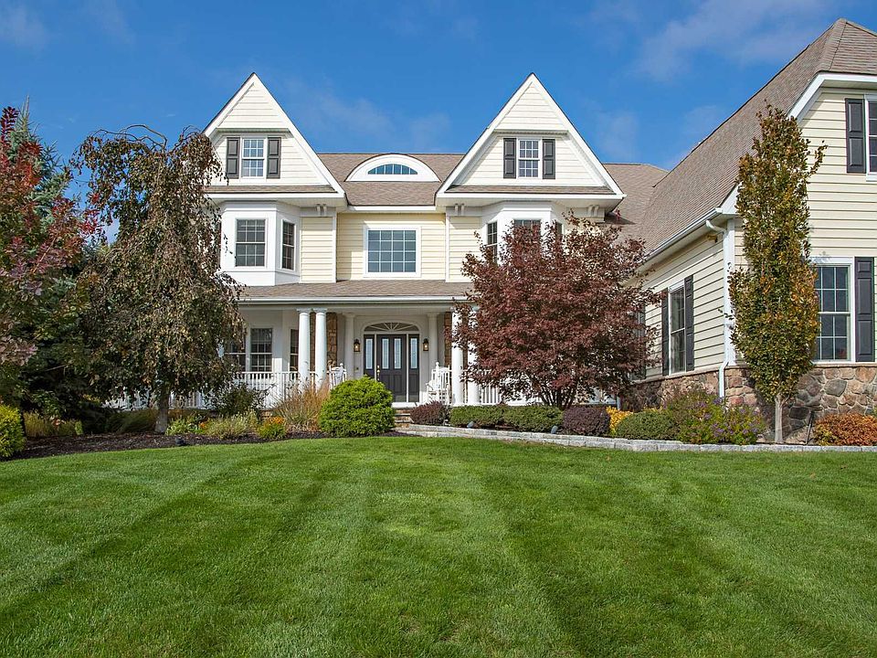 25 Ballymeade Rd Hopewell Junction Ny 12533 Mls 399459 Zillow