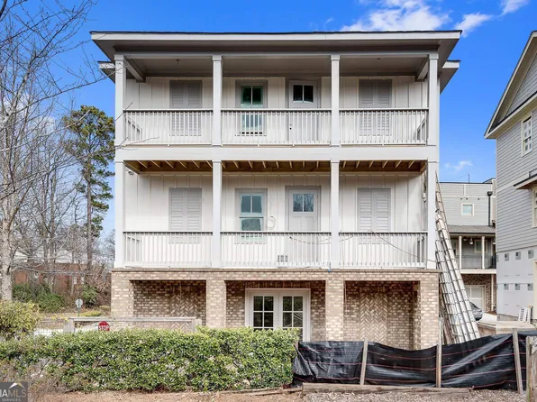 6146 Redwine St, Norcross, GA 30071