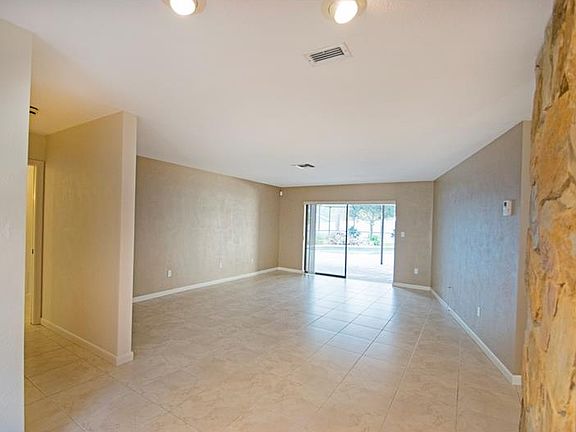 3rd image of 1977 Spanish Pines Dr