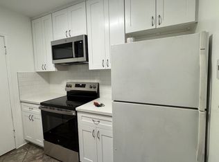 11632 Riverside Dr, North Hollywood, CA 91602