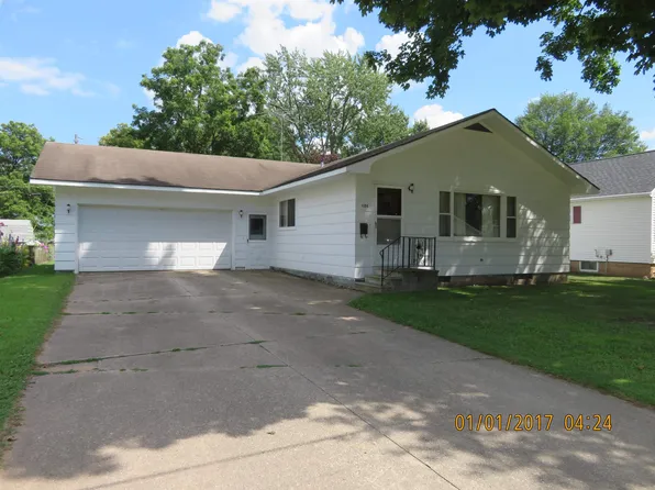 1124 S Smalley St, Shawano, WI 54166