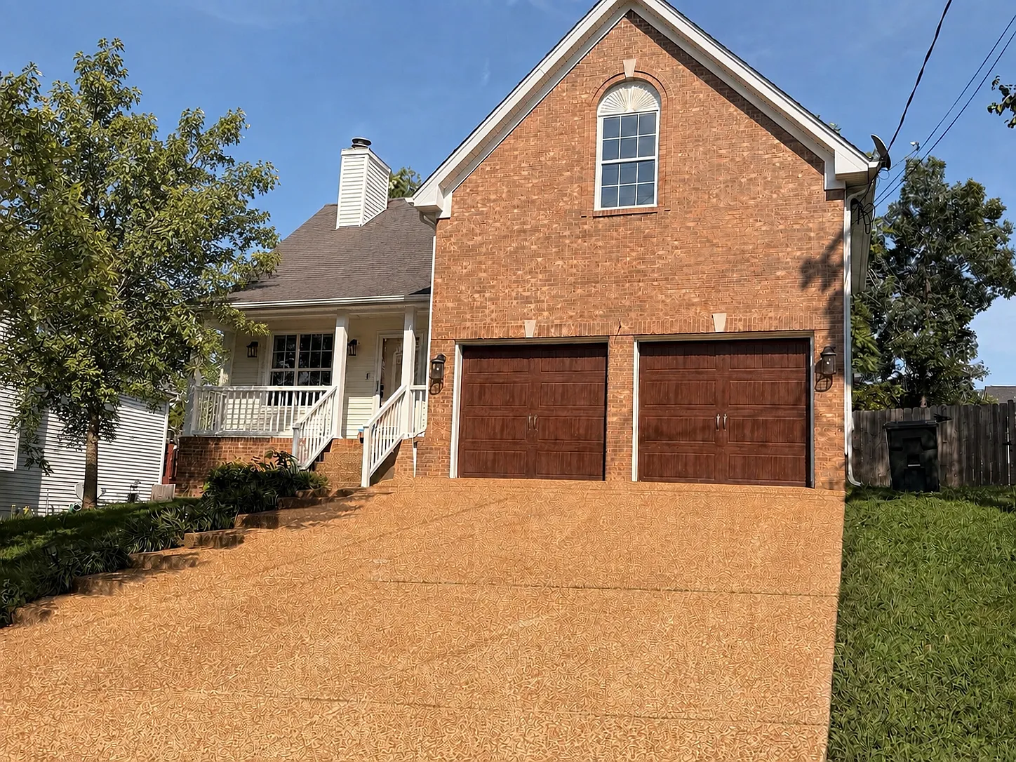 3 bed, 1601 sqft, $2,400 — Photo 1