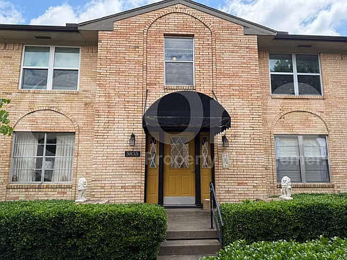 5835 Sandhurst Ln #D Photo 1