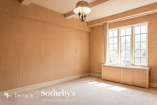 Sold by Terrace Sotheby's International Realty | media 36