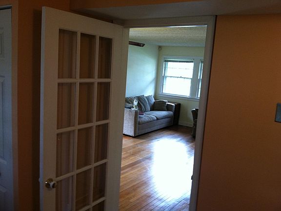 4th image of 234 S Virginia Ave