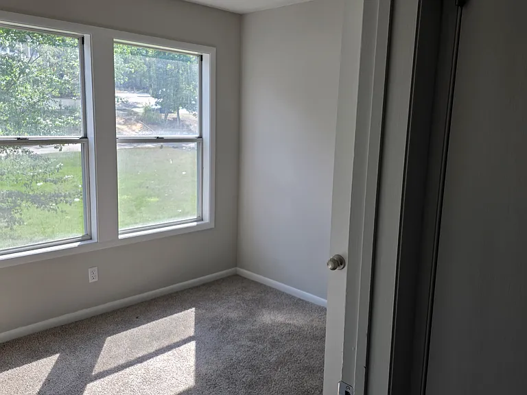 6768 Willowbrook Dr — Photo 2