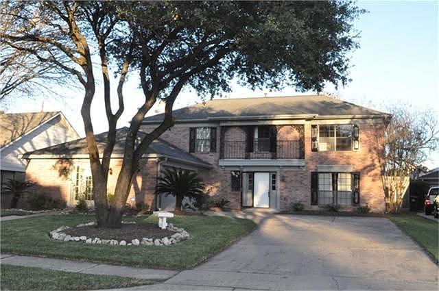 1st image of 9207 Woodleigh Dr
