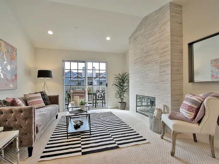 617 Arcadia Ter #302 — Photo 1