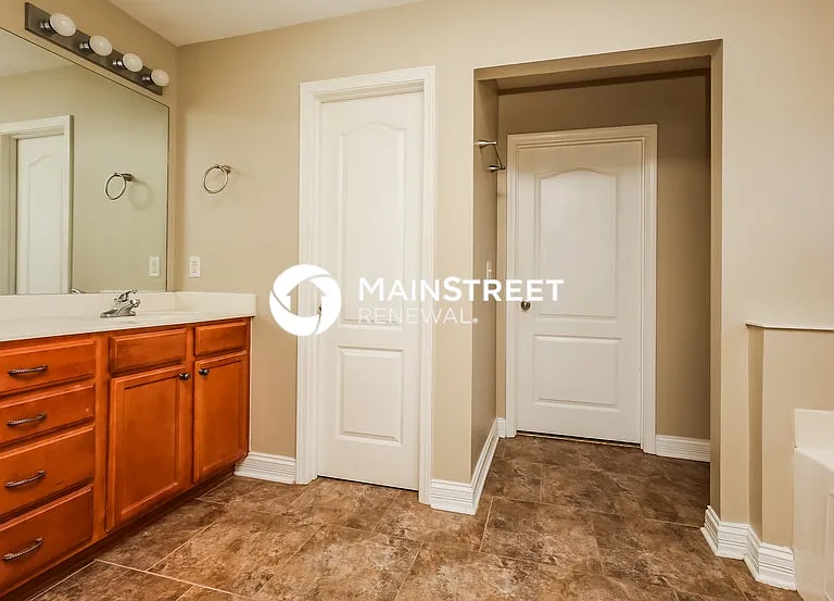 1313 Sunray Dr — Photo 15