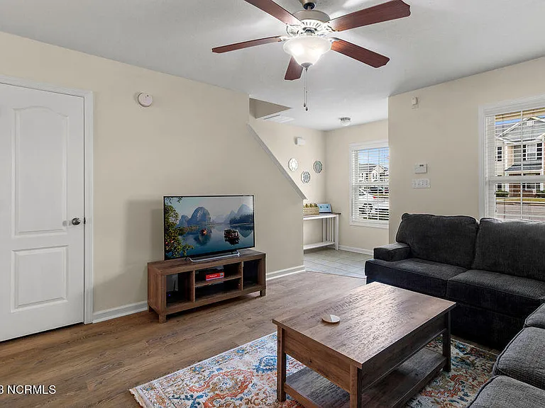131 Glen Cannon Dr — Photo 7