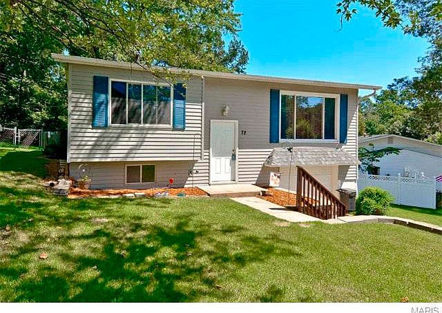 1st image of 72 Jefflyn Dr