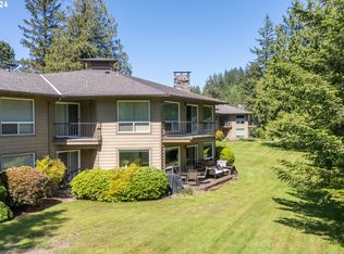 68562 E Fairway Estates Rd, Welches, OR 97067