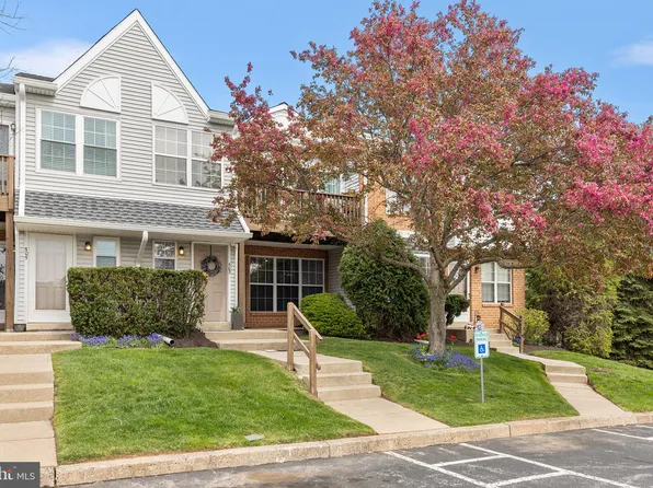 502 Crystal Ln #20A, Norristown, PA 19403