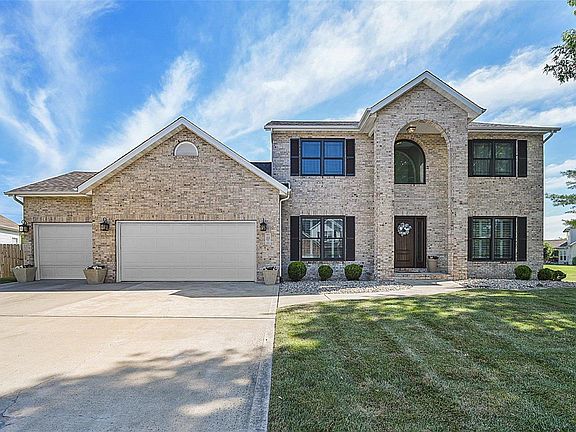 2nd image of 153 Somerset Dr