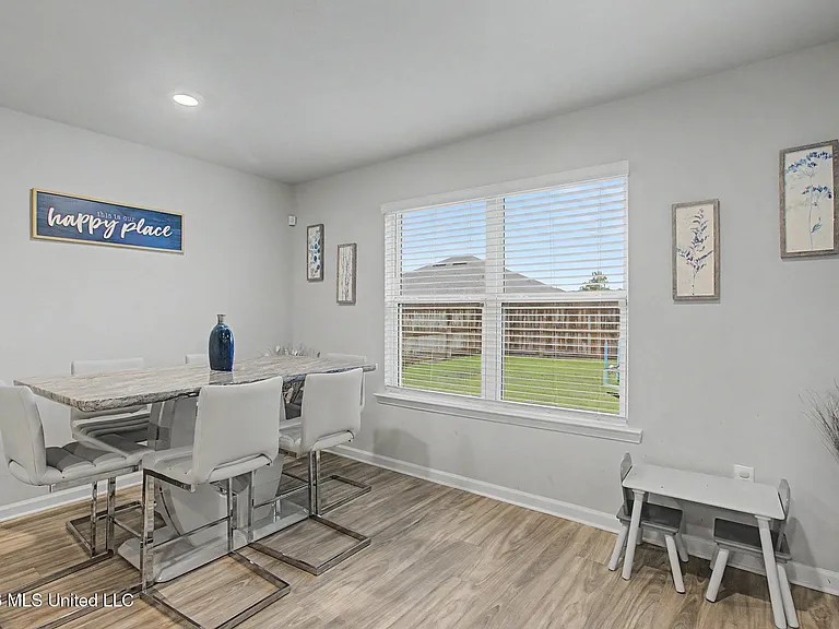9317 Lexi Ln — Photo 4
