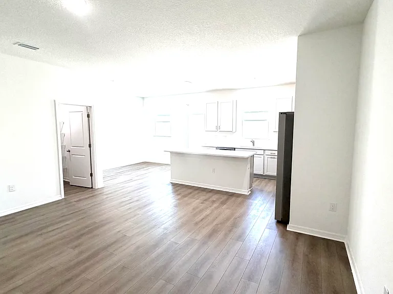 706 Blissful Gardens Way — Photo 7