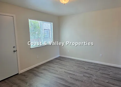 336 Central Ave Photo 1