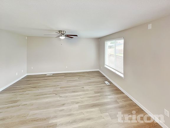 2nd image of 6509 NE 139th Ct