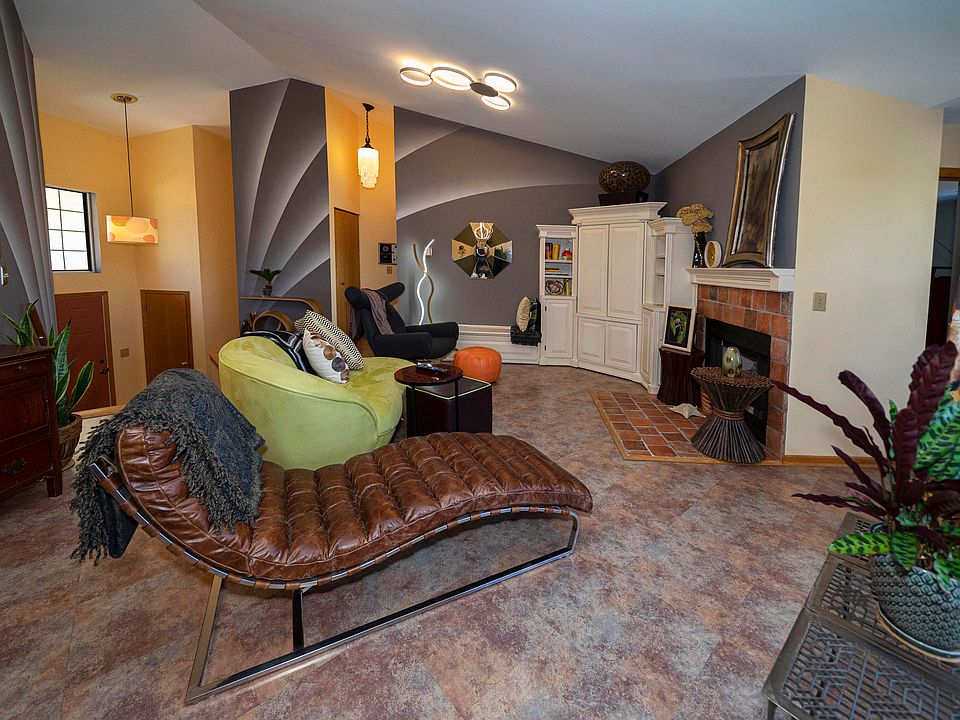 1st image of 3580 W Old Oak Dr #3580