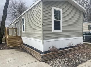 4714 Victoria Ct, Midland, MI 48642